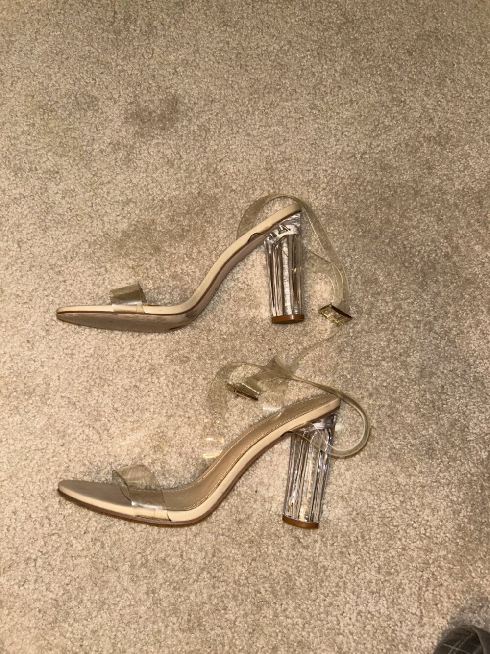 Heels - Picture 2 of 5